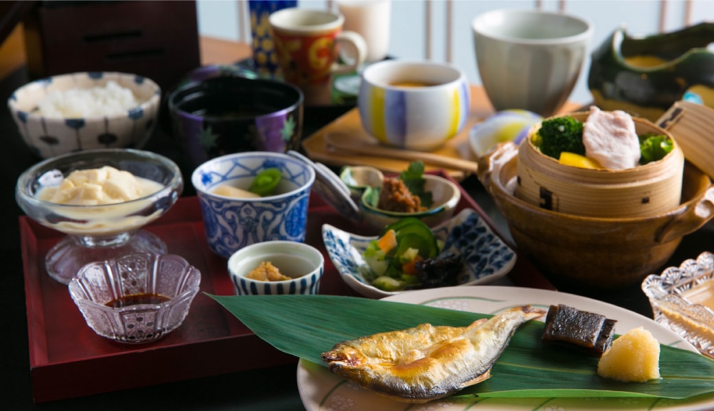 朝食
